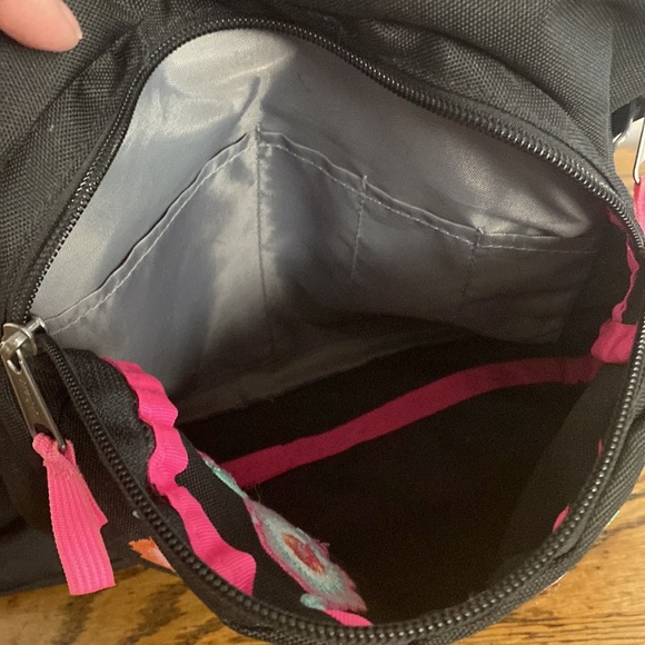 JanSport Backpack Black Rosa Floral Embroidery with laptop sleeve - Picture 4 of 8